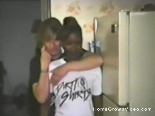 Homegrown Interracial: Dreißig minuten retro-gruppen-hardcore