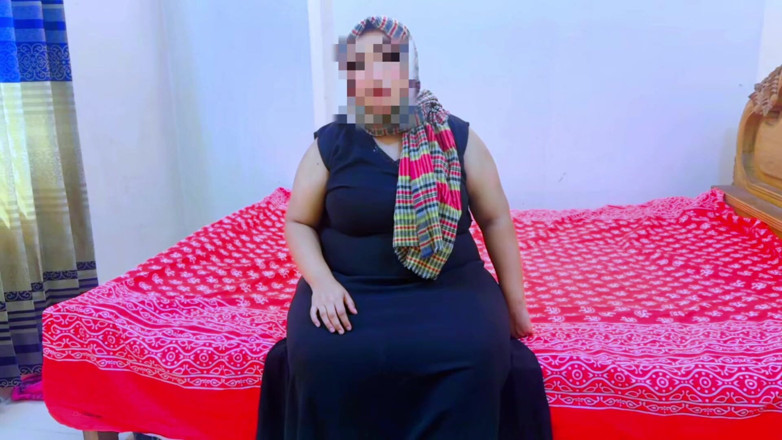 Your Boy's Cum: Pembantu cantik muslim ini dientot habis-habisan sama mafrinya