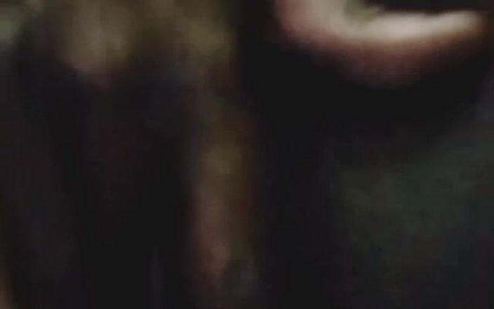 Me and my new slut: Azgın zenci üvey anne büyük zenci yarağı ile görüntülü görüşmede mastürbasyon...