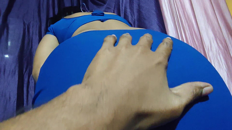 Hotpooja86900: Seksowne sari kobiety ostro się obciągają