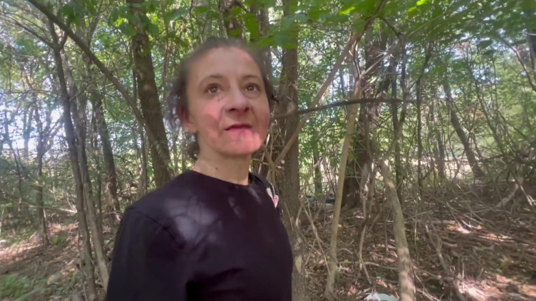 J13D75: Quick Suckin' Skank in the Woods