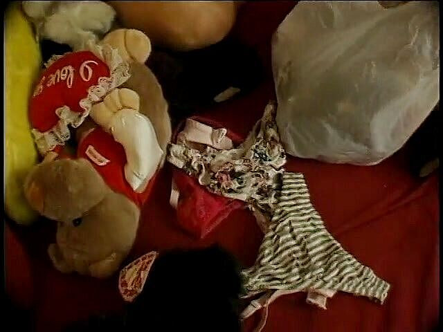 MILF Station: Dua wanita ngentot tanpa henti