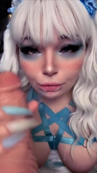 Bunny puta chupa polla