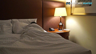 Beefcake Hunter: Slechte kerstman Eric