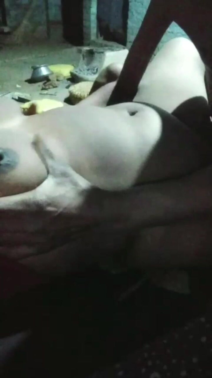 Rakhi3e: Prietenul meu mă fute atât de rău