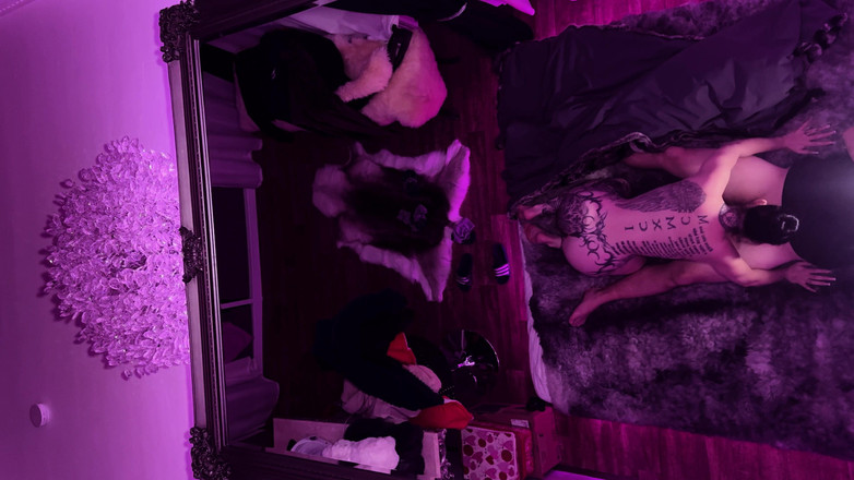 MissAlessaMilano: 16. アドベントカレンダー 2025 - フェラチオと乗馬で目覚める