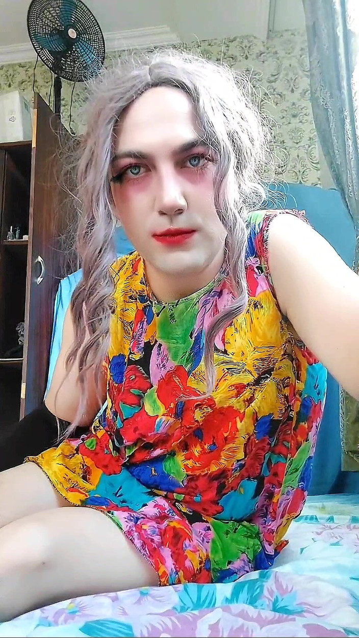 Kitty_Cross: Báječný vkus: Booty Ultimate Crossdresser šaty Podívaná! Crossdresser Kitty