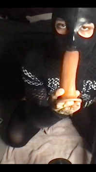 Dildo in lattice