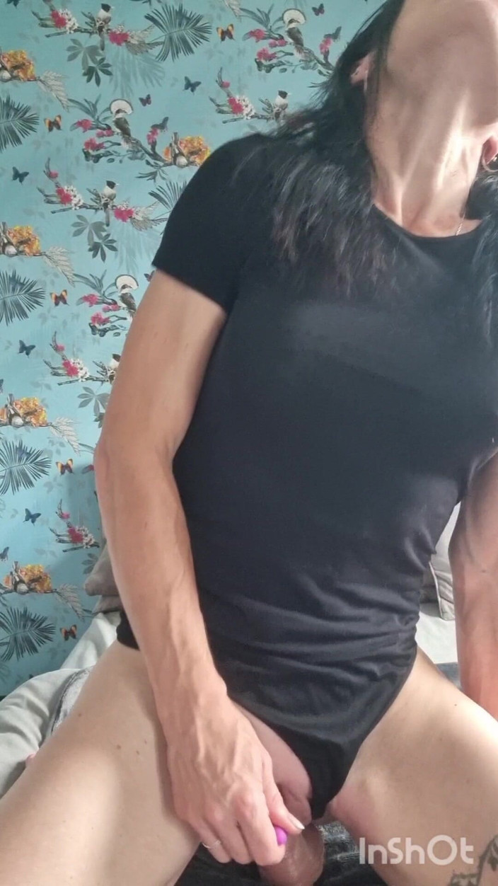 Demelza: Auf Dem Dildo Mit Großem Schwanz Hüpfen, Bis Ich Squirte...