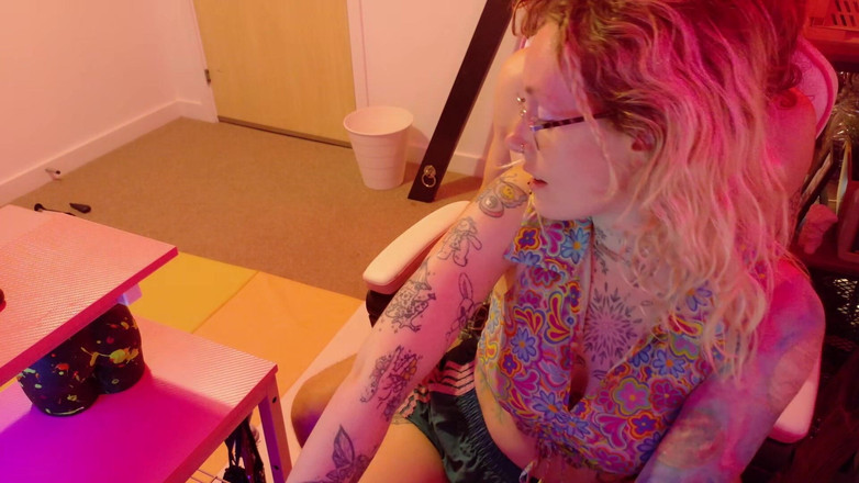 Goddess Transcendence: 指を噛むフェティッシュ 痛み、口と歯の遊び