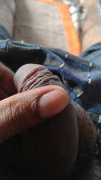 Indian Dick Without Erection Erection and Tip of Dick Where Pee and Sperm Comes Out.