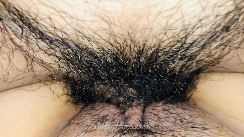 TeenPinayCloseUp: 菲律宾青少年厚实紧致的阴户被狠操并被内射