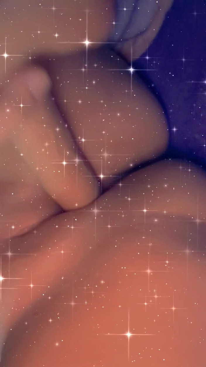 Funhousewife69: Compilation de moi en train de me donner du plaisir...