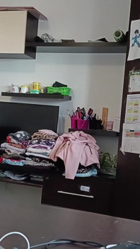 Esposa Amateur Se Divierte Probándose Ropa Y Corte.