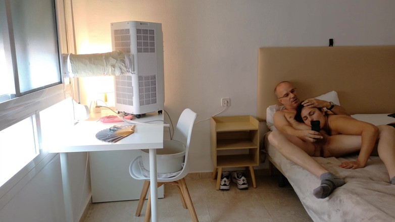 Scarletttejones: Za scénou výstřiku do úst