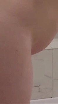 Šukání mého robertka ve sprše