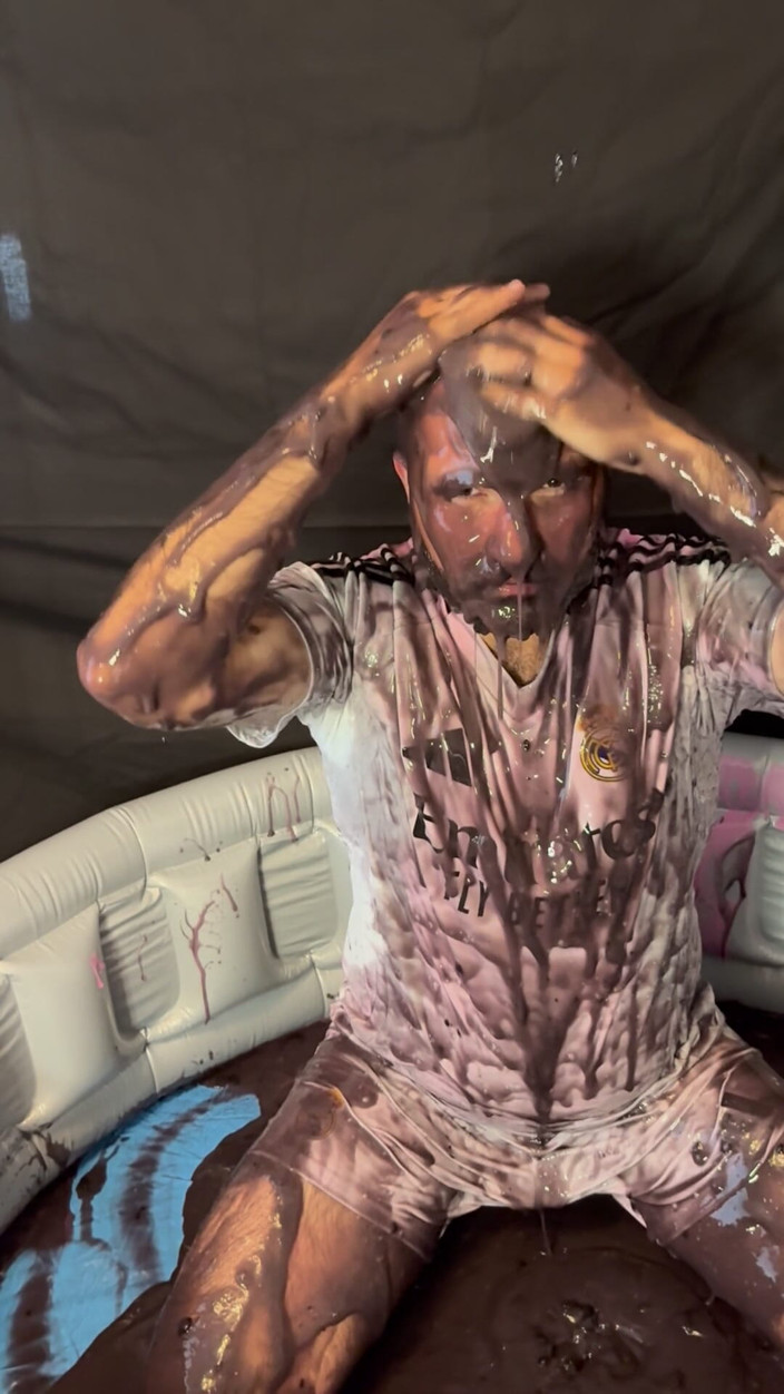 Growing teddy: First Time Gunge