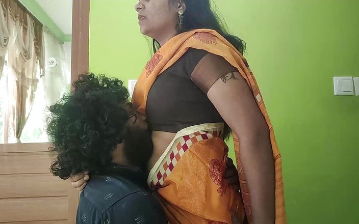 Vaigavarun45: Romansa saree dengan bibir panas