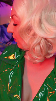 Duro video joi de dominatrix, hablar sucio de rubia milf en medias