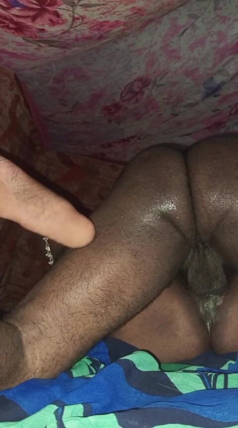 Auntixxx69: ลูกพี่ลูกน้องชายของฉันและฉันโดนเย็ดน้ําแตกขณะเย็ดในฤดูร้อน
