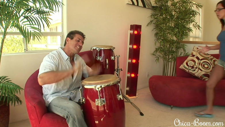 Kick Ass Pictures: Film z Camryn Kiss Chica Boom