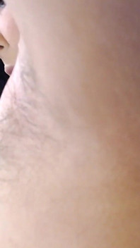 Close-up verse groei harige oksels