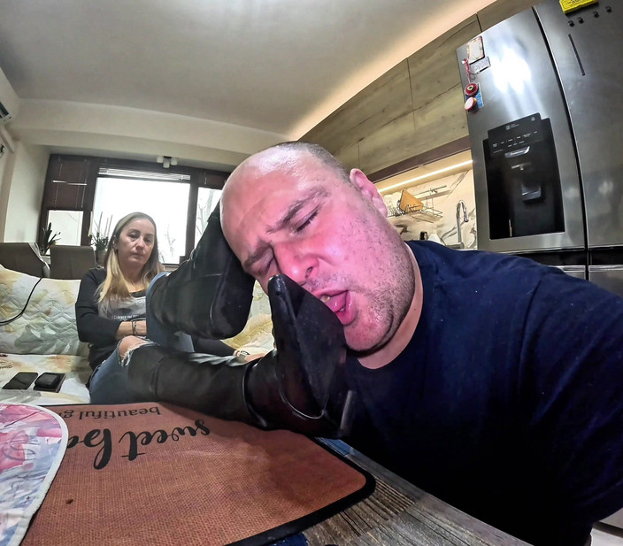 Mistressyammyboots: Rituel De Soumission: Le Pouvoir Des Semelles