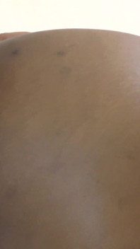 Темношкіра з великими цицьками відтрахана в жирну дупу і наповнена кремпаєм раком