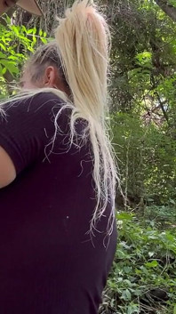 Follando a mi suegra en el bosque