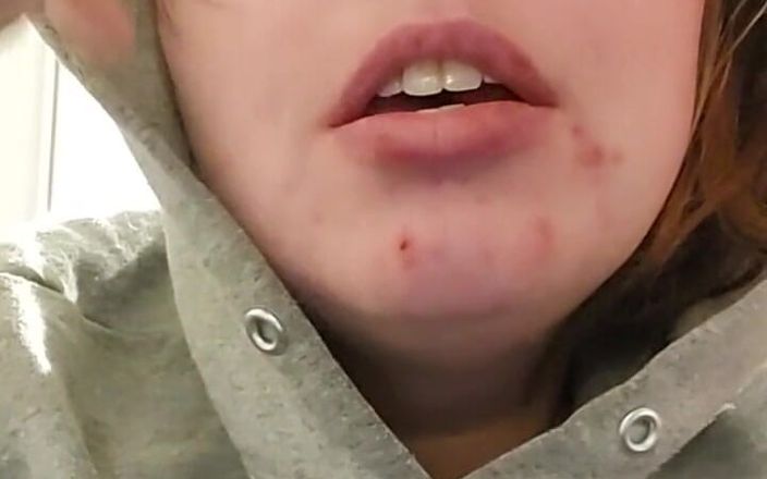 KinkyKatie: Я ненавижу отменять, но принцесса чувствует себя совершенно ужасно сегодня вечером