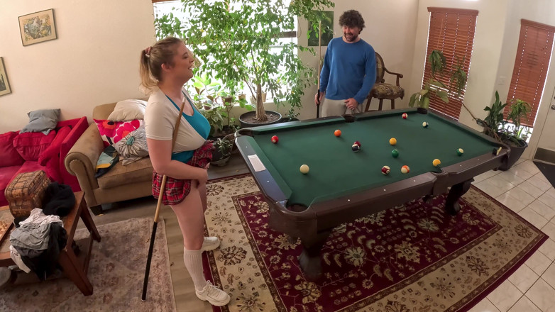 Erin Electra: Stepsister Wants to Do Something Fun