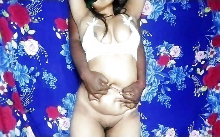 Nirmala bhabhi: बड़े स्तन वाली भाभी का देसी सेक्स