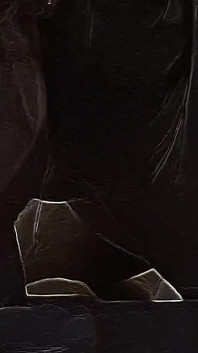 Diline boşalı zayıf genç kız.