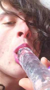Dildo-blowjob sara nb