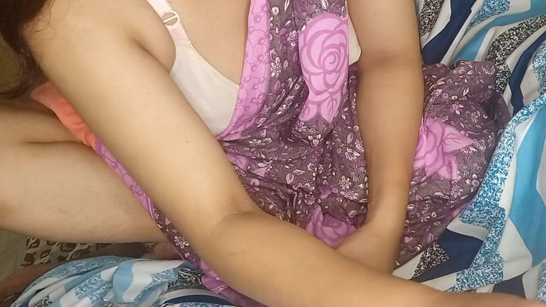 Neelima69: Snila o tom, že opustí svého nevlastního syna a pak mu...