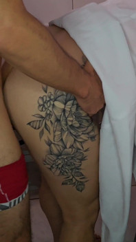 Enfermera se excita con la erección del paciente