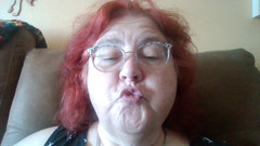 BBW nurse Vicki adventures with friends: Videoclip solicitat cu mine făcând zgomote sărut și fiind capabil să...