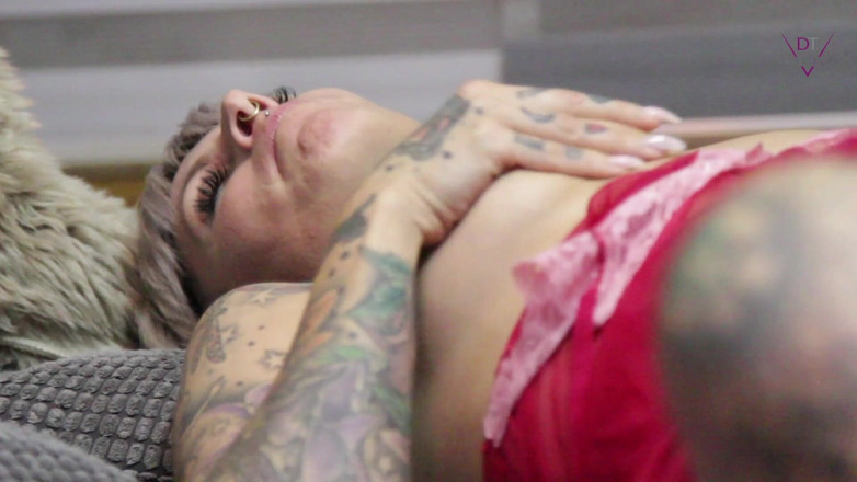 Dirty Tina: Mature Lesbians know what thy want