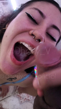 My Friend's Girlfriend Wants My Hot Cum in Her Pretty Mouth