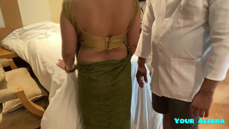 Your Alisha: Bác sĩ của tôi đã kiểm tra tôi bên ngoài và...