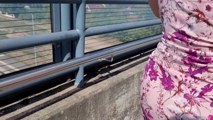 Popp Sylvie: At the trainstation