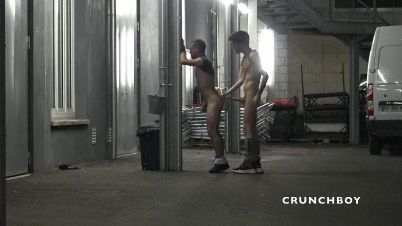 French twinks amator sextapes: Slut fucked ra by badboy outdoo rin the night