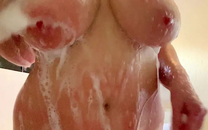 JessieHH: Put That Phone Down and Wash My Tits in the...