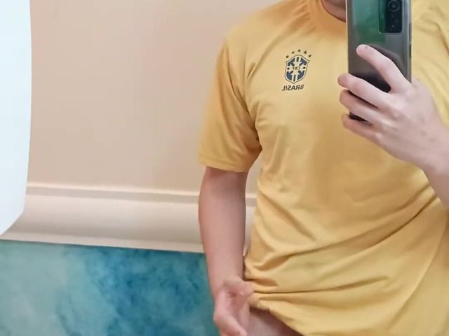Showing off Inside the Church Bathroom (Marcosninfo)