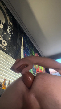 Extrem Big Anal Plug in Jung Boy