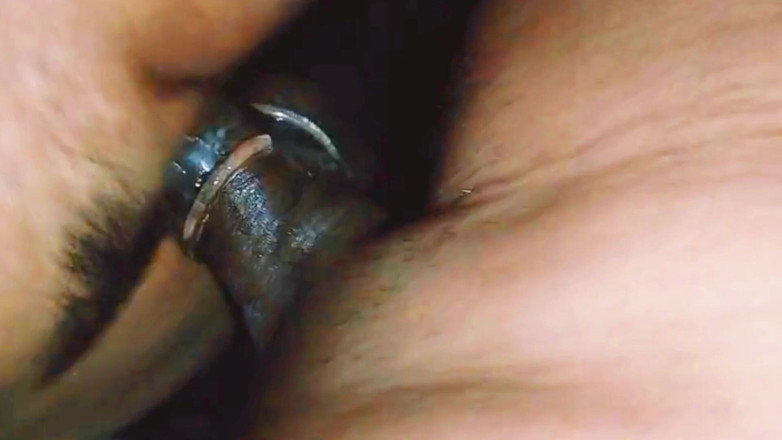 Boyfriend: Memek imut Cewek Bangladesh lagi asik ngentot sama cowok india