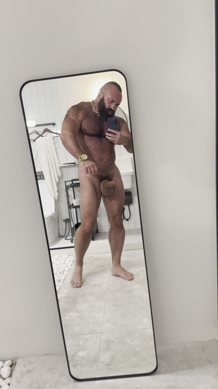 Tyler Rex: Un Ours Musclé Verbal Branle Sa Grosse Bite Avec Un...