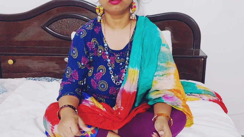 Hotty Jiya Sharmaa: Anh rể, đưa tôi đi, tôi cũng là một bà nội trợ,...