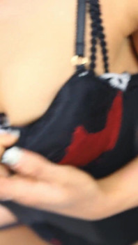 Charlotte Jade - strippergram niespodzianka