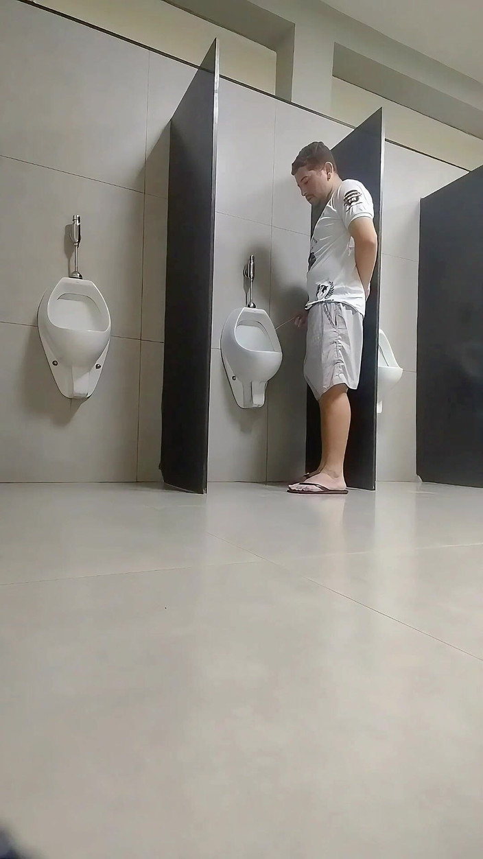 Marcosninfo: Tôi Khoe Trong Phòng Tắm Của Chợ Và Suýt Bị...